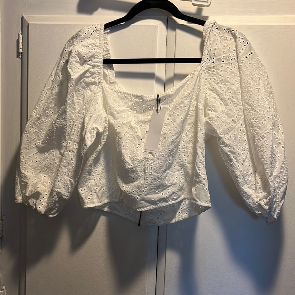 Socialite cropped top